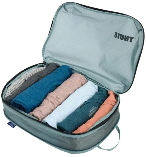 Фото: Органайзер THULE Compression Packing Cube Medium TCPC202 Pond Gray (3205116) № 11 | KTC