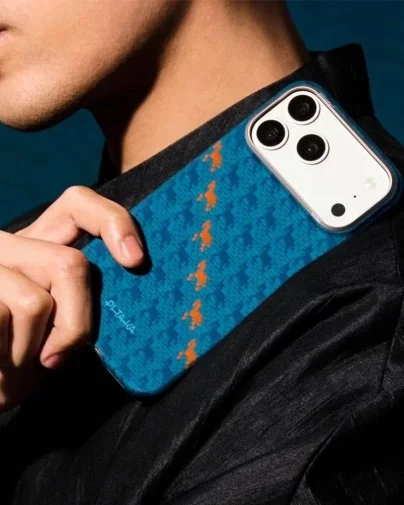 Фото: Чохол Pitaka for Apple iPhone 17 Pro - Edge Ultra-Slim Happiness Rides Indigo (HR1702P) № 12 | KTC