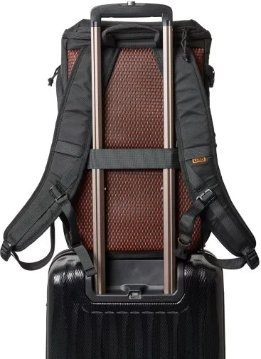 Фото: Рюкзак для ноутбука UAG Civilian 20L Black/Orange (984174114097) № 22 | KTC