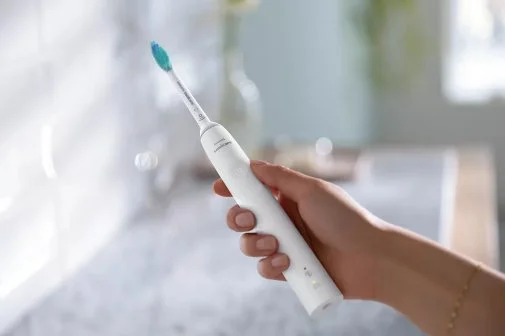 Фото: Електрична зубна щітка Philips Sonicare 3100 series White (HX3671/13) № 11 | KTC