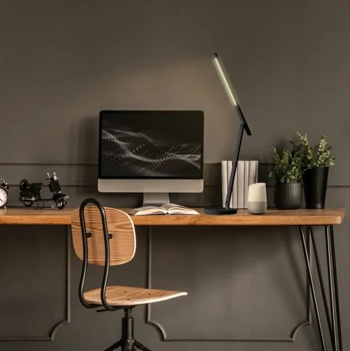Фото: Лампа Momax Bright IoT Lamp with Wireless Charging 10W Black (QL6SEUD) № 13 | KTC
