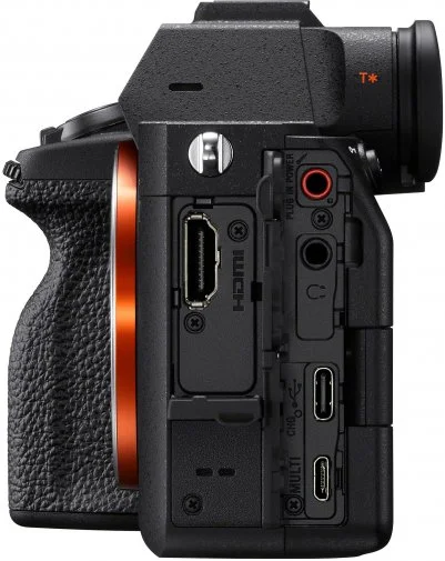 Фото: Цифрова фотокамера Sony Alpha 7M4 Body Black (ILCE7M4B.CEC) № 15 | KTC