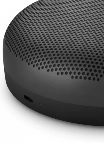 Фото: Портативна колонка Bang & Olufsen Beosound A1 2nd Gen Black Anthracite (1734002) № 22 | KTC