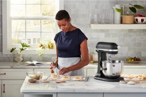 Фото: Планетарний міксер KitchenAid Mixer Bowl-Lift 6.6L - Artisan 5KSM70SHX Matte Black (5KSM70SHXEBM) № 22 | KTC