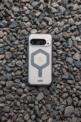 for Google Pixel 9 Pro - Plyo Pro Magnetic Ice/Silver