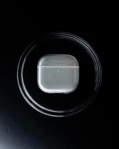 Фото: Чохол Native Union for Airpods 4th Gen - RE Clear (AP-4-TRA) № 24 | KTC