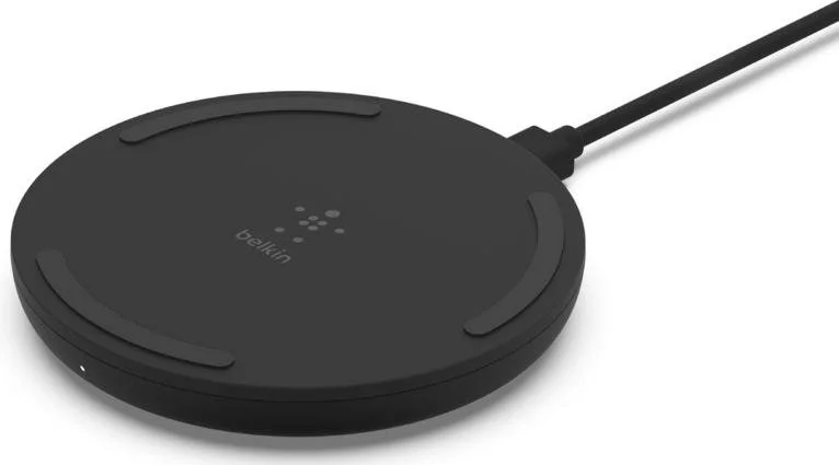 Фото: Бездротовий зарядний пристрій Belkin Pad Wireless Charging Qi 15W Black (WIA002VFBK) № 10 | KTC