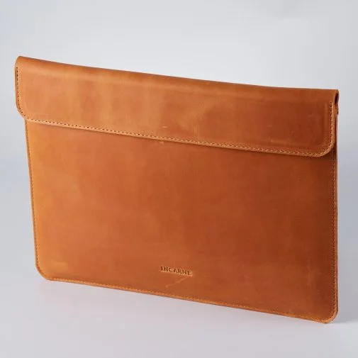 Фото: Чохол INCARNE Klouz 13 - MacBook Air13 2018-2024 / Pro13 2016-2024 Cognac № 11 | KTC