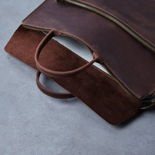 Фото: Чохол INCARNE Maryland a15 - MacBook Air15 2023-2024 Brown № 42 | KTC