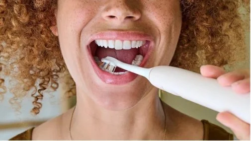 Фото: Насадка для зубної щітки Philips Sonicare A3 Premium All-in-One White 4 pcs (HX9094/87) № 14 | KTC