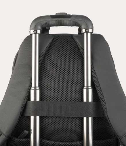 Фото: Рюкзак для ноутбука Tucano Laser Black (BKLAS15-BK) № 18 | KTC