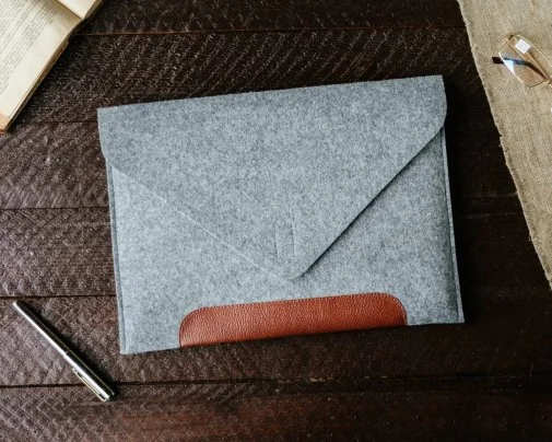 Фото: Чохол Gmakin for MacBook Pro 13 Grey/Brown (GM10-13New) № 21 | KTC