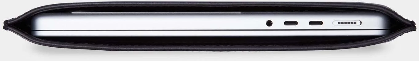 Фото: Чохол INCARNE ClineUp 13 - MacBook Air13 2018-2026 Black № 13 | KTC