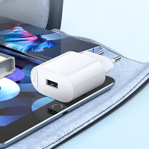 Мережевий зарядний пристрій Hoco C109A Fighter 1xUSB, 10.5W, White