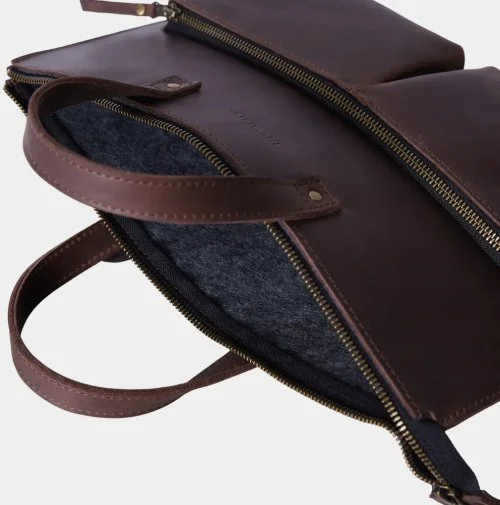 Фото: Чохол INCARNE Brave - MacBook Neo 13 Brown (03030-brave-brown-neo-13) № 12 | KTC