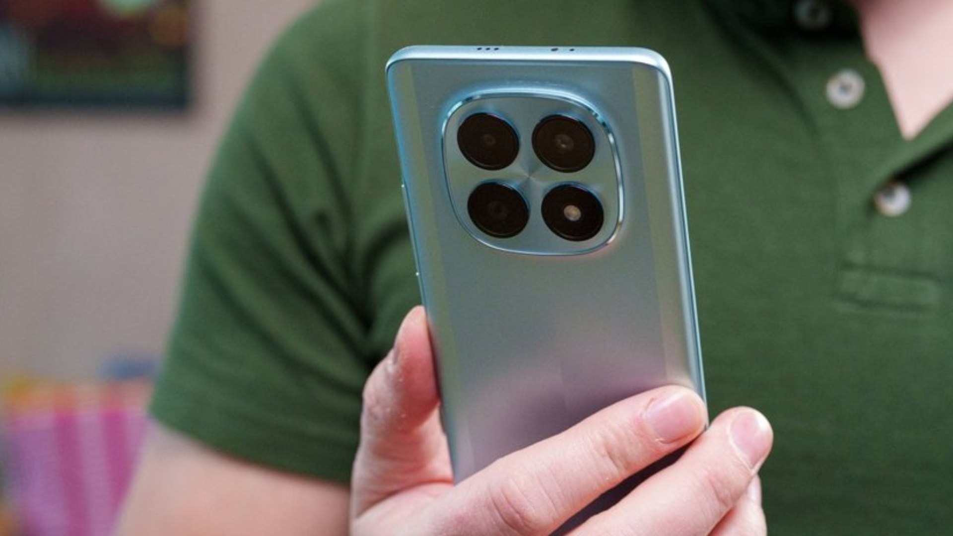 OPPO A6k vs Motorola G17 Power vs POCO M8 5G