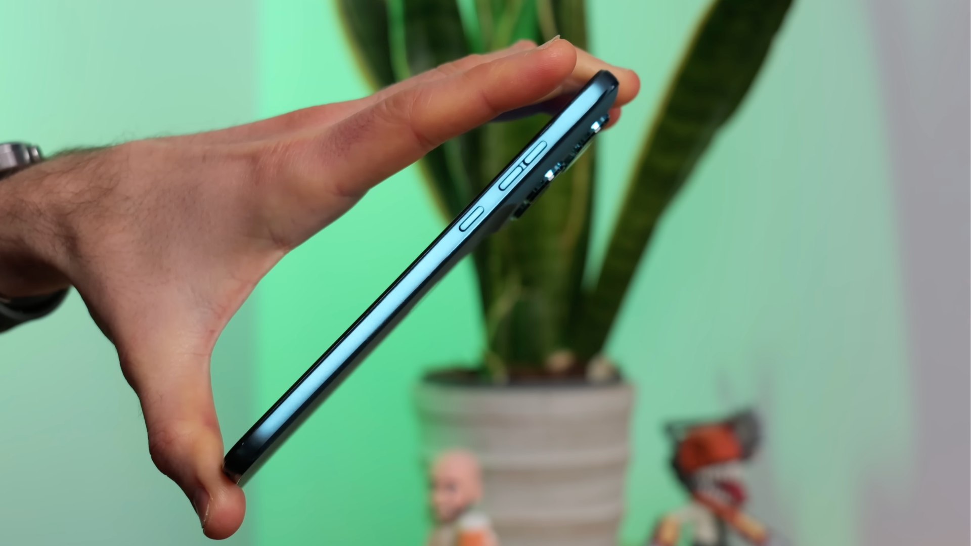 Motorola G77