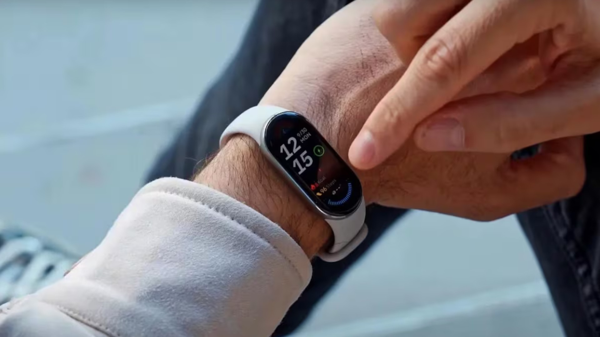 Mi Band 10 vs Mi Band 9: що нового і чи варто оновлюватись?