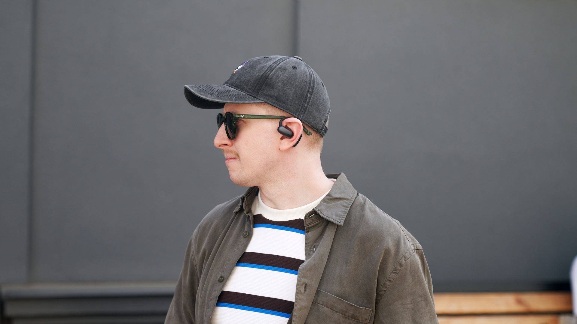 Anker SoundCore AeroFit 2: відкриті TWS-навушники з ШІ-перекладачем