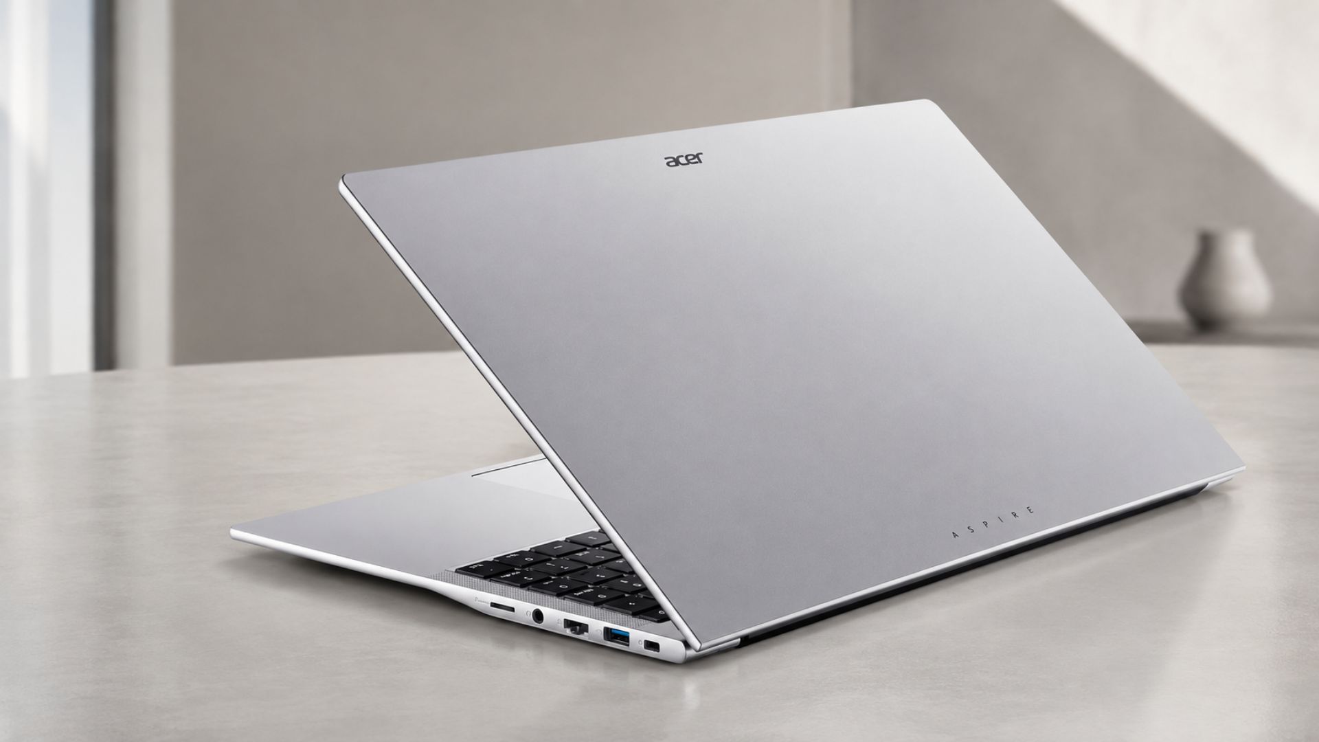 Acer Aspire Lite AL16-54P-56ES для програмування та онлайн-навчання