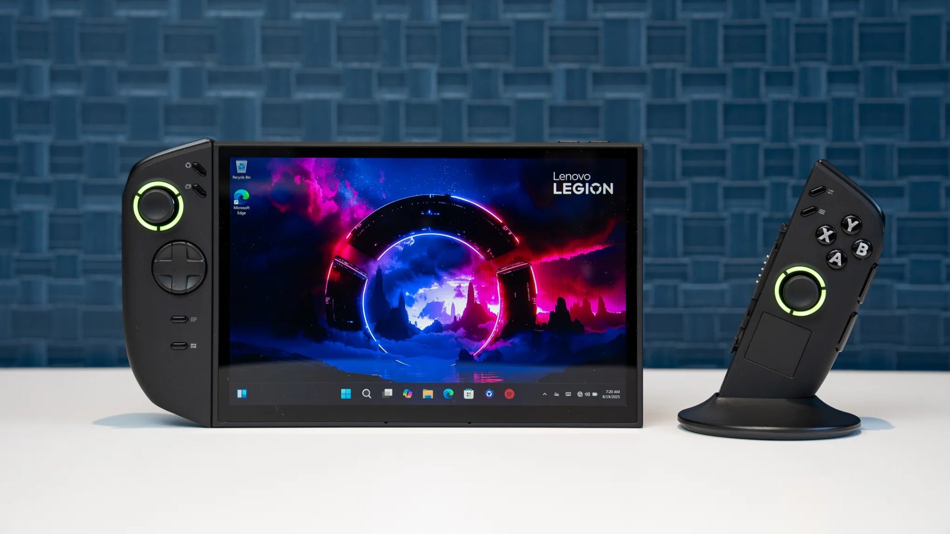 Огляд ігрової приставки Lenovo Legion Go 2