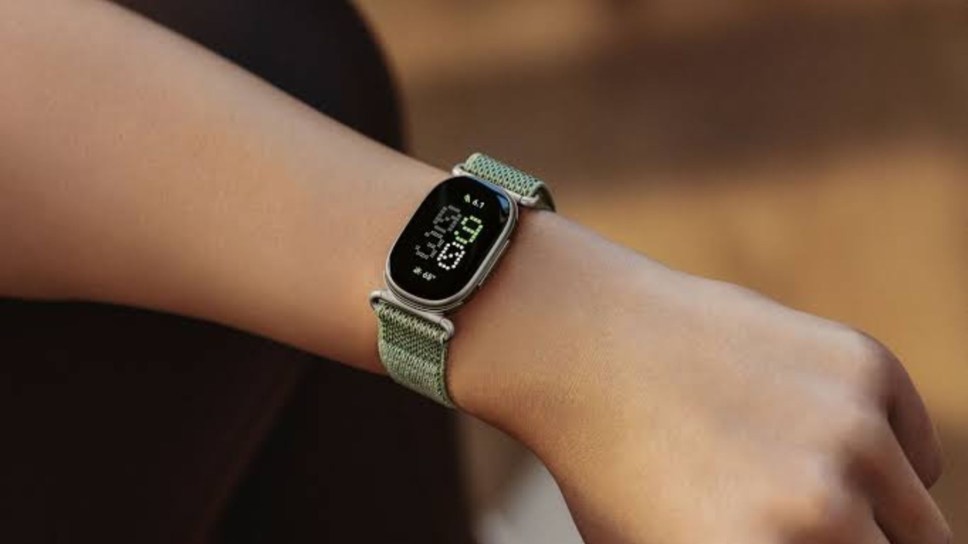 Google Fitbit Edge: характеристики та можливості нового фітнес-трекера