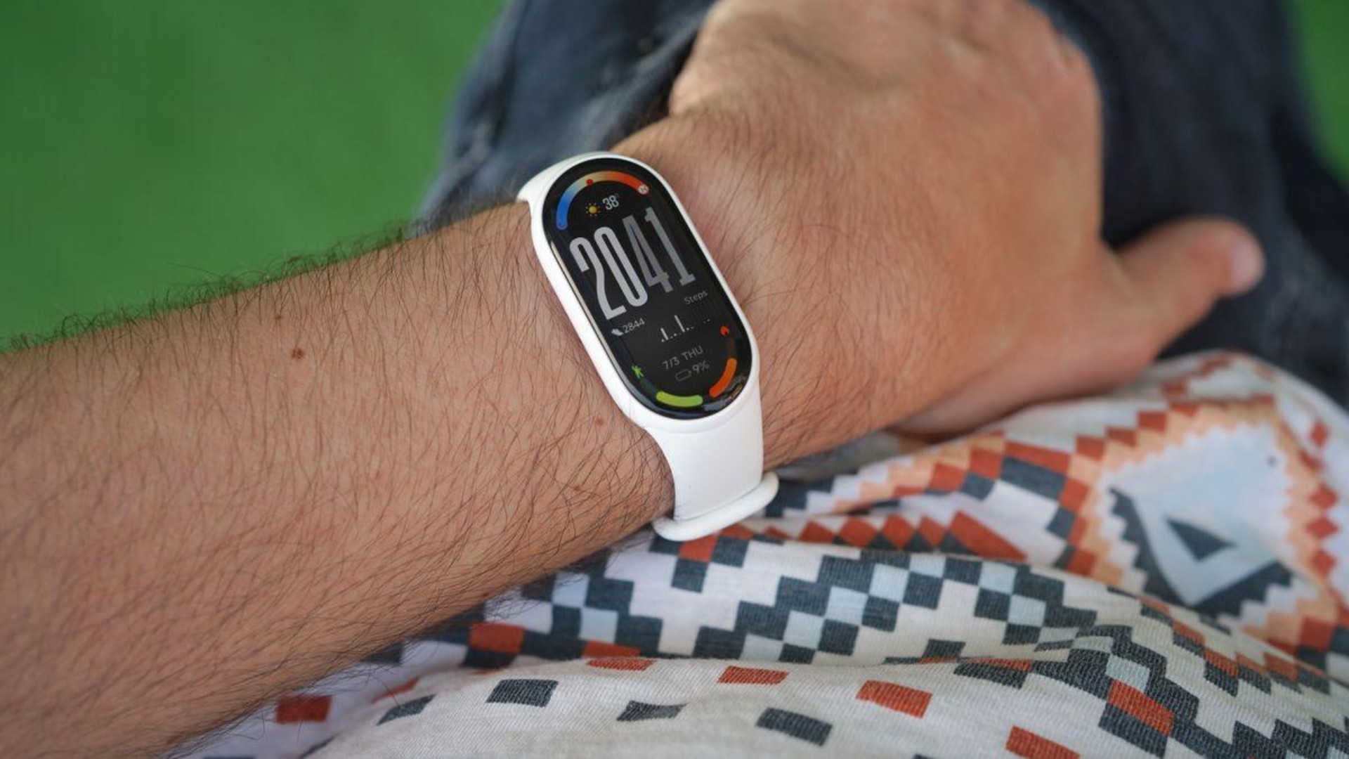 Mi Band 10 vs Mi Band 9: що нового і чи варто оновлюватись?