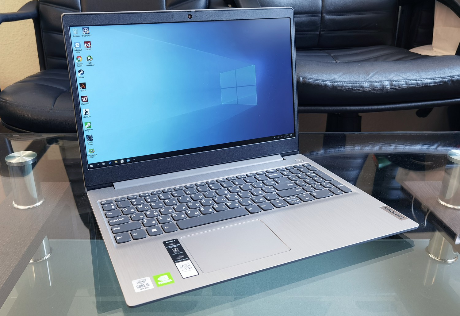 Lenovo IdeaPad 3 15IML05.jpg