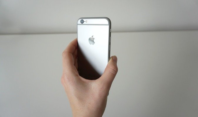 should i buy an iphone 6s in 2018