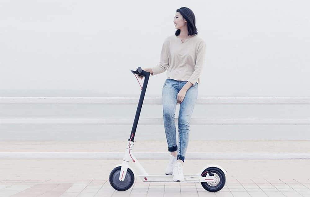 xiaomi-smart-electric-motor-scooter-3.jpg