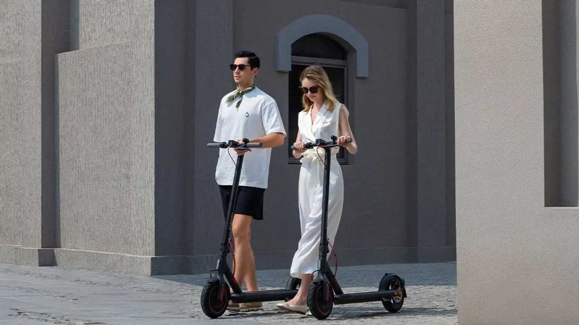 xiaomi-updates-its-e-mobility-range-with-new-electric-scooter-4-pro.jpg