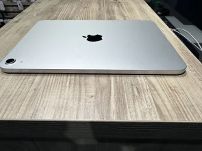 Планшет Apple iPad A3354 2025 Wi-Fi 128GB Silver (MD3Y4)