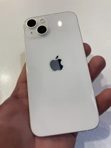 Смартфон Apple iPhone 13 128GB Starlight (MLPG3)