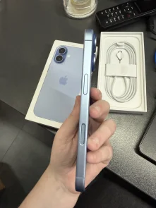 Смартфон Apple iPhone 17 256GB Mist Blue (MG6L4)