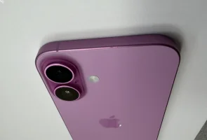 Смартфон Apple iPhone 16 128GB Pink (MYEA3)