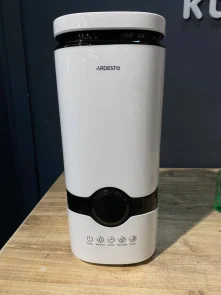 Зволожувач повітря Ardesto USH-M-LCD-4L-W