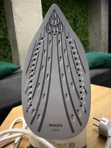 Праска Philips 3000 Series (DST3030/70)