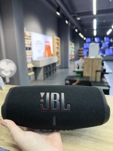 Портативна колонка JBL Charge 5 Black (JBLCHARGE5BLK)