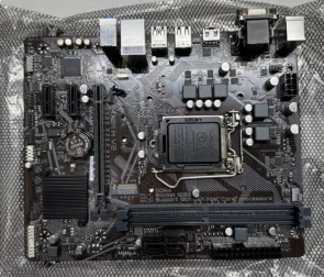 Материнська плата Gigabyte H410M H V2