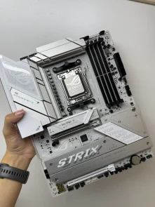 Материнська плата ASUS ROG STRIX B850-A GAMING WIFI