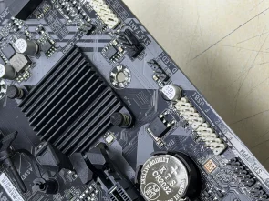 Материнська плата Gigabyte A620M S2H