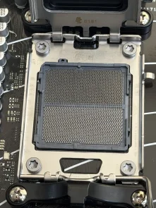 Материнська плата ASUS PRIME B650-PLUS