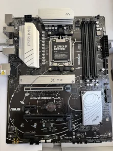 Материнська плата ASUS PRIME B650-PLUS