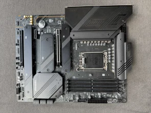 Материнська плата MSI MAG Z790 TOMAHAWK WIFI