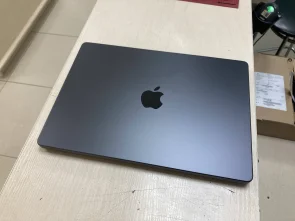 Ноутбук Apple MacBook Pro 14.2 M3 Pro Chip 18GPU Space Black (MRX43)