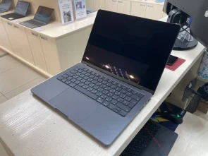 Ноутбук Apple MacBook Pro 14.2 M3 Pro Chip 18GPU Space Black (MRX43)