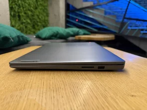 Ноутбук Lenovo IdeaPad Slim 3 15AMN8 82XQ00S1RA Arctic Grey - 15.6" IPS 60 Гц / AMD Ryzen 5 / 7520U / DDR5 16 ГБ / PCI-E SSD 512 ГБ / Radeon Graphics