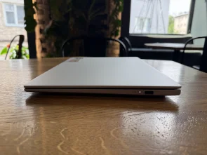 Фото: Ноутбук ASUS Vivobook S16 M3607GA-SH010 Cool Silver - 16" OLED 60 Гц / AMD Ryzen AI 7 / 445 / DDR5 16 ГБ / PCI-E SSD 512 ГБ / Radeon Graphics № 9 | KTC